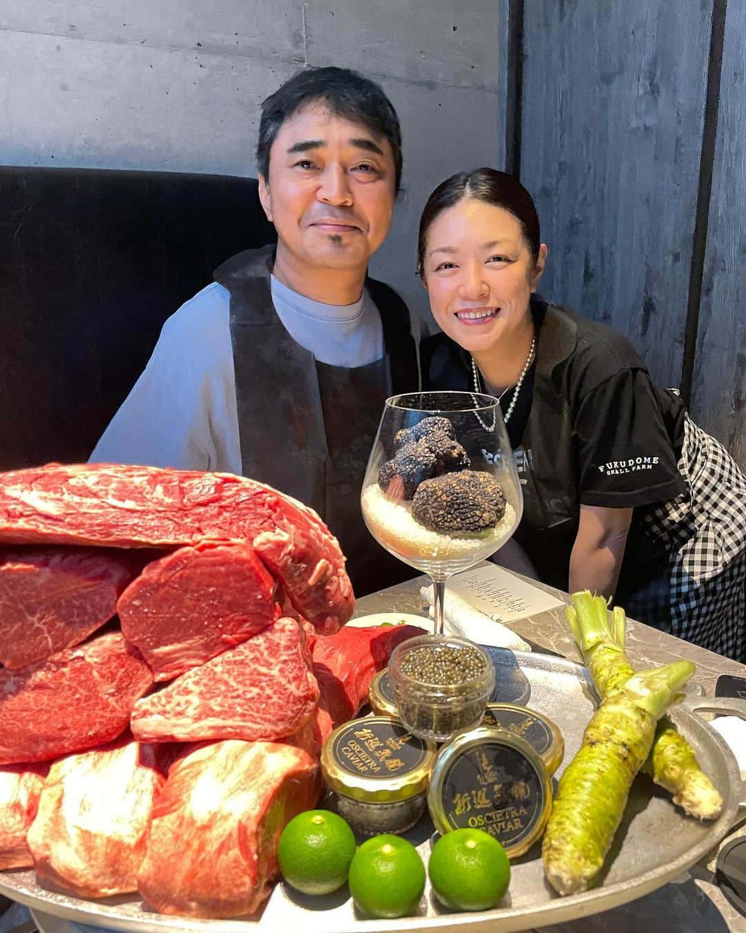 加藤紀子さんのインスタグラム写真 - (加藤紀子Instagram)「とんでもなく美味しいお肉を とんでもなく大好きな人と囲んだら 楽しすぎて味の記憶消えたぽわーん🫧」6月13日 18時57分 - katonoriko