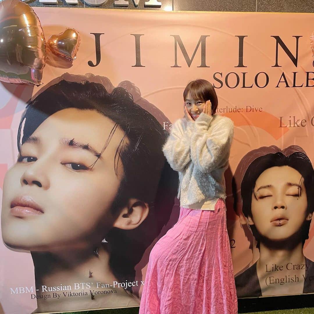 音月桂さんのインスタグラム写真 - (音月桂Instagram)「Happy 10th anniversary. 10年間走り続けてくれてありがとぉ！！ 방탄소년단을 만나서 행복해.  아포방포💜  2023.6.13  ※いつかの推し事写真を添えて…  #방탄데뷔10주년축하해　 #BTS10thAnniversary #10yearswithBTS #613」6月13日 19時22分 - keiotozuki_official