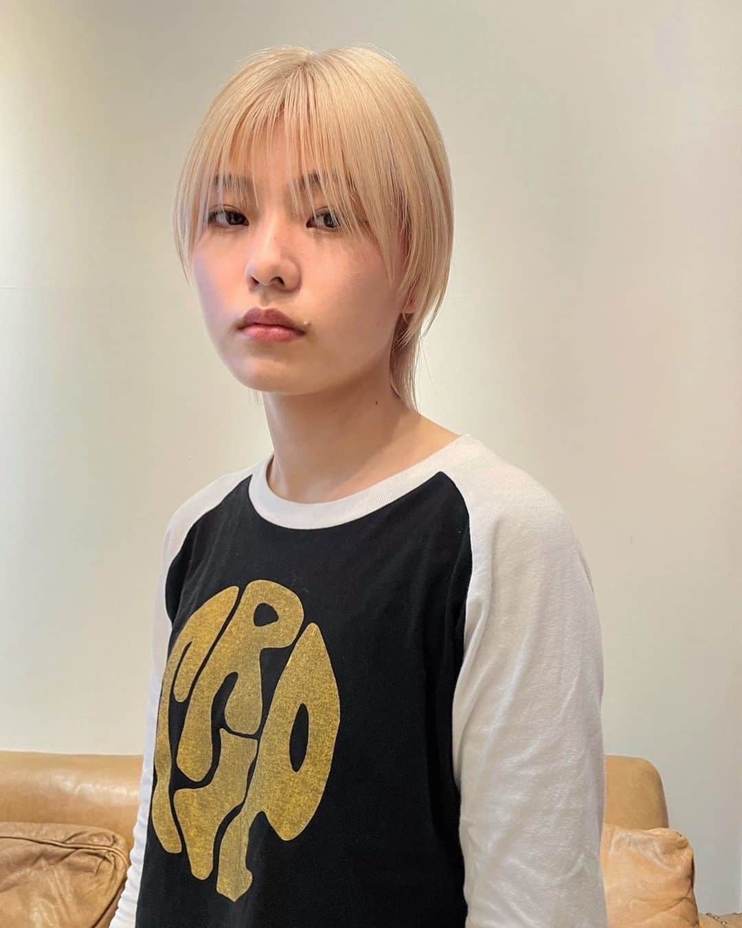 veticaのインスタグラム：「sheer short  hair @vetica_andoryu   #ショート #ハイトーン #ハイトーンカラー #ブリーチ #ブリーチカラー #ブロンド」