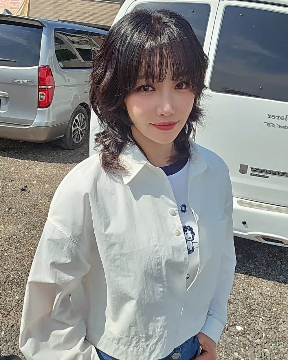 イ・ユリのインスタグラム：「🌞  #이유리#leeyuri#햇살좋은날」
