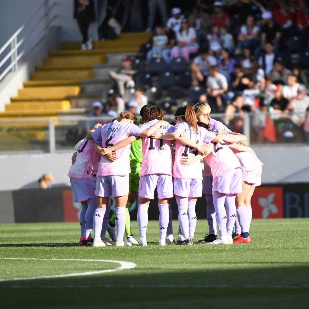 長野風花のインスタグラム：「. Dreams do come true!!! I can't find enough words to describe this feeling. I'm very proud to represent Japan in the Women’s World Cup🇯🇵  ワールドカップメンバーに選出されました。 私のサッカー人生に関わってくださった全ての皆様、本当にありがとうございます。 良い結果を残せるように、悔いなく、全力で戦ってきます🇯🇵  #nadeshiko」