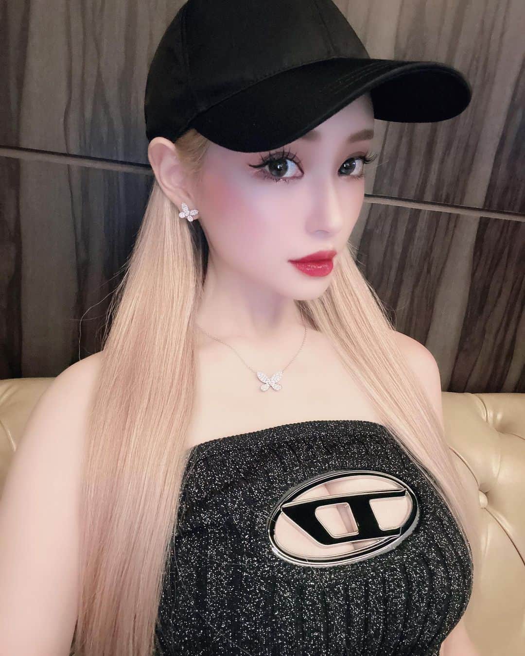 きよみんのインスタグラム：「🖤」
