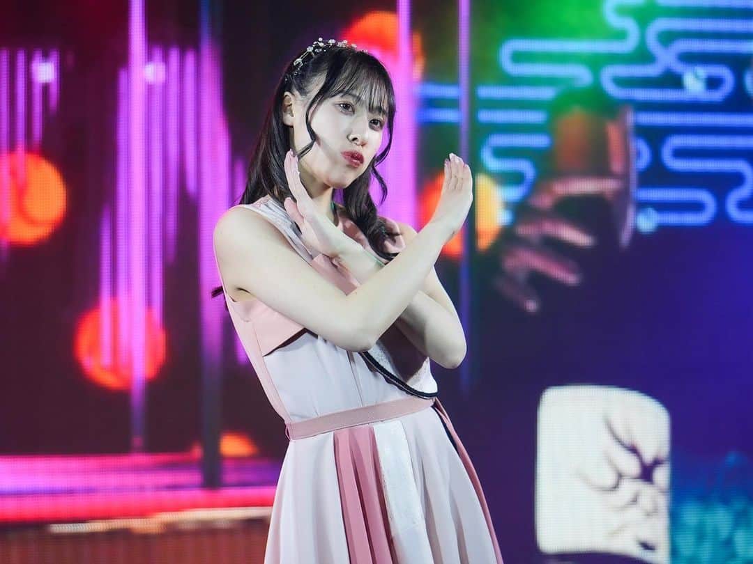 のインスタグラム：「綺麗なお写真ありがとう💗🌸  #かかかぶぶぶききき #ピース  #ドレス#ワンピース #歌舞伎町」