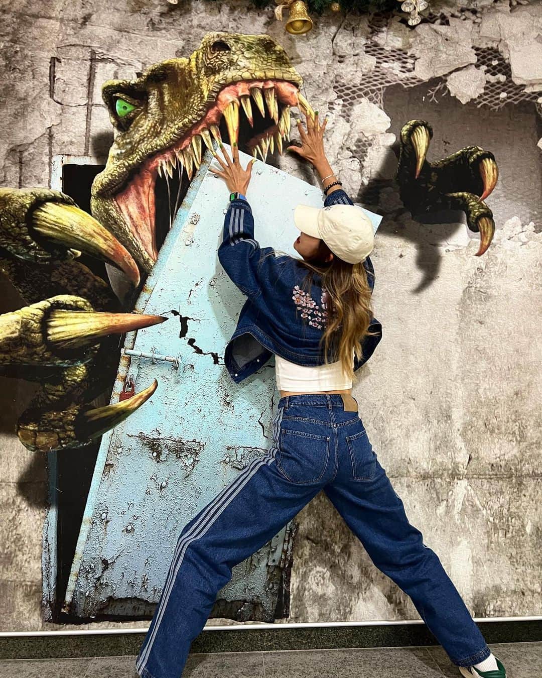 のインスタグラム：「누가 이 사진 이름좀 만들어주세요👀」
