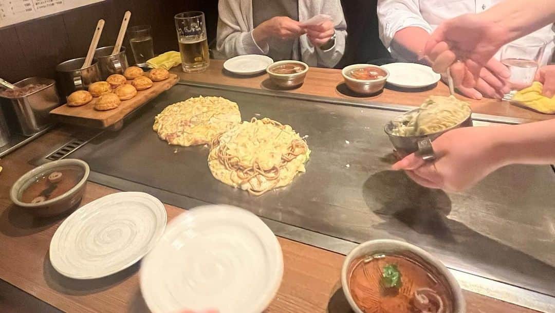 中村優さんのインスタグラム写真 - (中村優Instagram)「奈良に帰ったら毎回食べたい『おかる』のお好み焼き🤤✨💞明石焼きも必須🐙とろぷるでまじウマ🤤🤤🤤🌈」6月13日 21時26分 - nkmr_yu