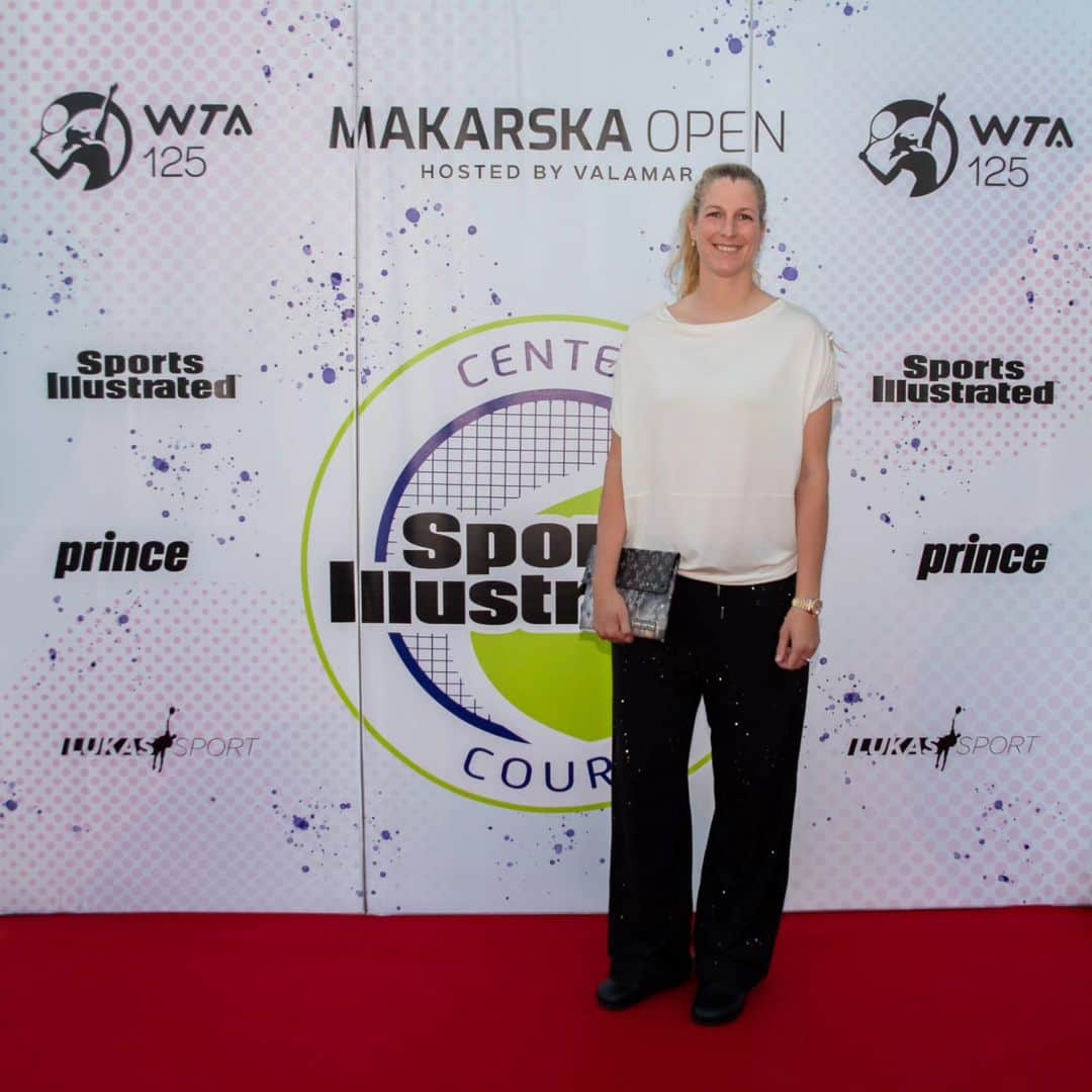ミア・イエルコフのインスタグラム：「Last week at @makarskaopen was an amazing experience.  Enjoyed my time at unique Sports Illustrated event and together with other world class athletes, artists and stars from all over the 🌎 world  🌞」