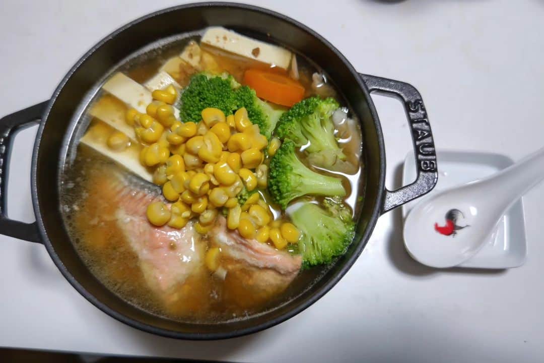 伊藤修子さんのインスタグラム写真 - (伊藤修子Instagram)「鮭とか舞茸など秋のような食物になってしまいましたが今の時期には熱すぎて汗が…。💦」6月13日 21時37分 - itoshuko
