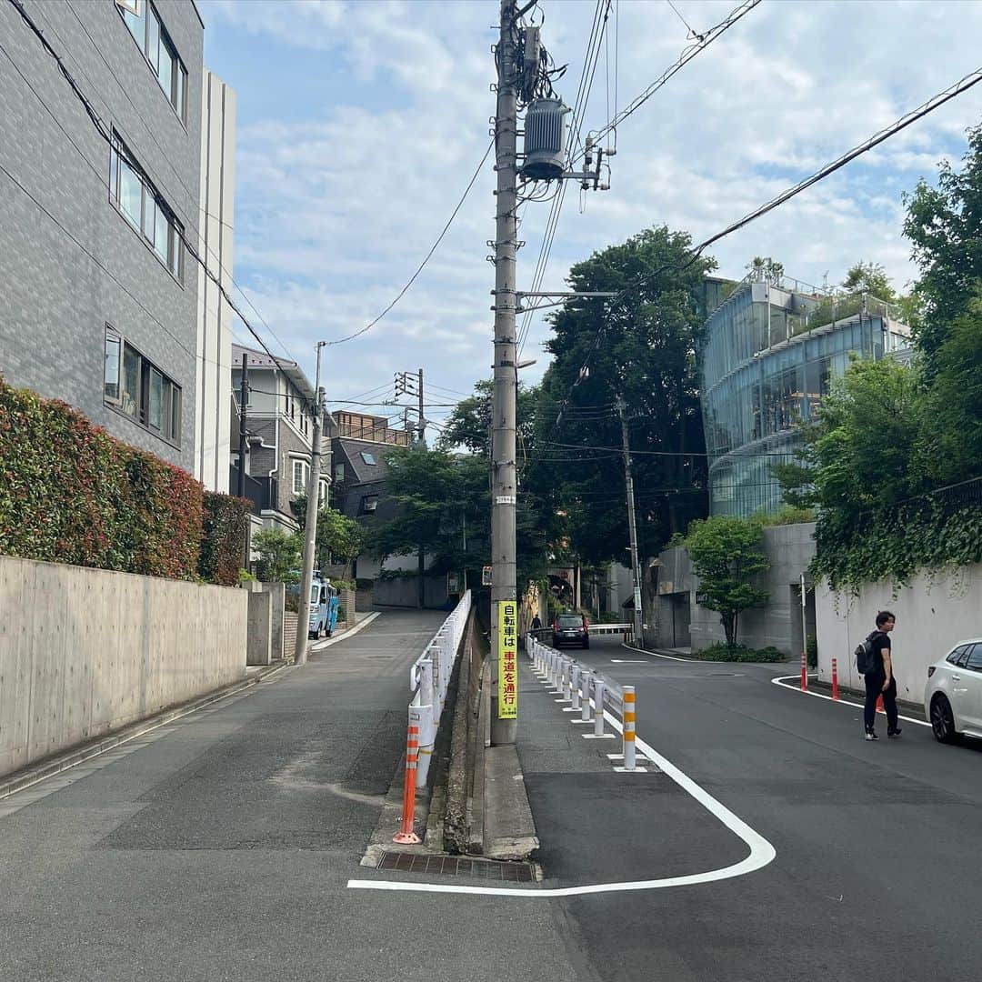 ハシモトタカヒロのインスタグラム：「#今日のY字路」