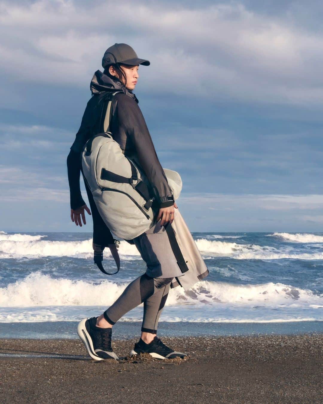 ワイスリーのインスタグラム：「@adidasy3 Chapter 2.  Channelling meditations between land and sea.  Available now at adidas.com/y-3, on CONFIRMED, in store and through select retailers.  #adidas #Y3 #YohjiYamamoto」