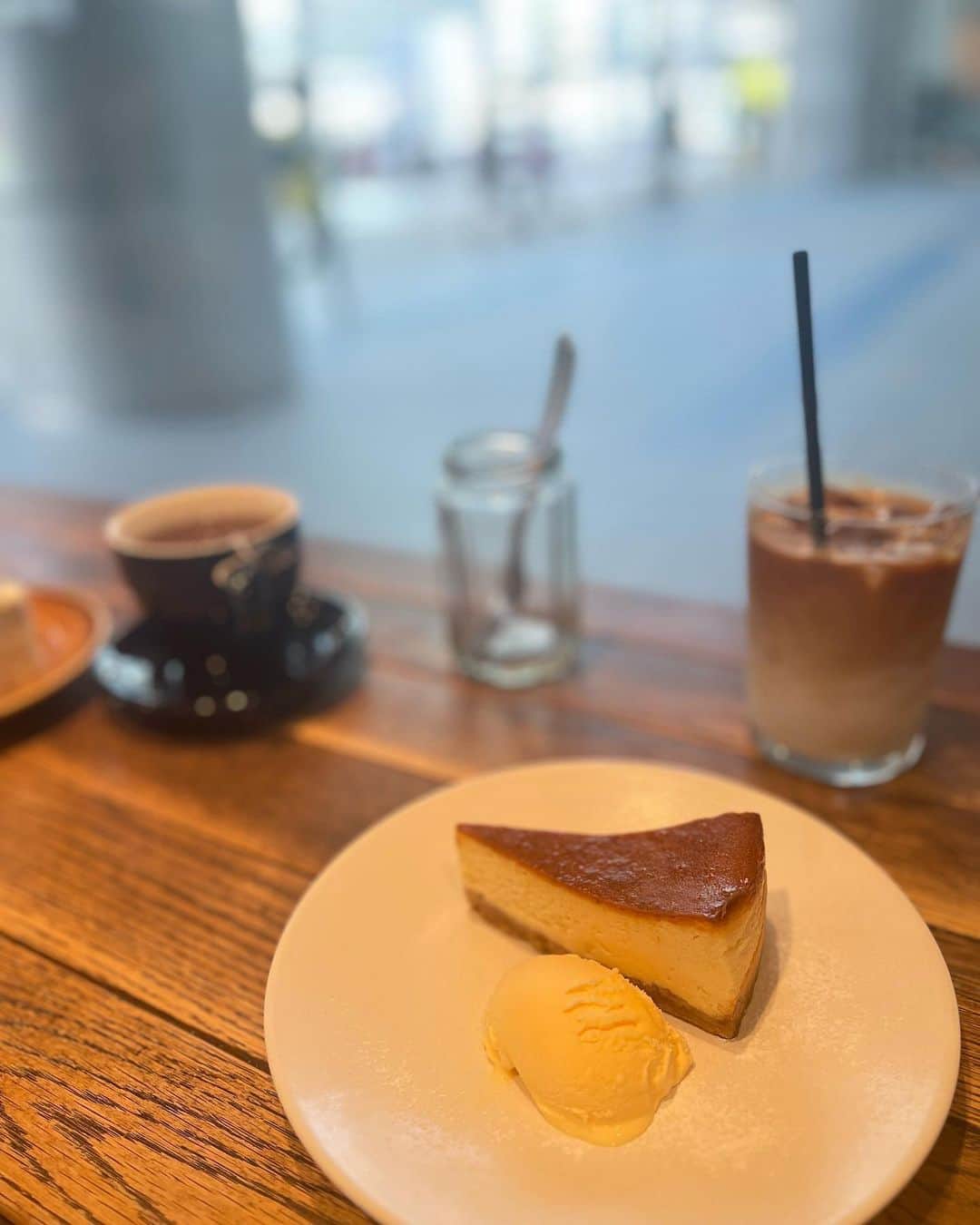 樋口みどりこさんのインスタグラム写真 - (樋口みどりこInstagram)「🧀🧀🧀  チーズケーキが食べたくなるときあるよねぇ☺️  🐹🧀  .  .  .  #時差投稿 #時差スタグラム #チーズケーキ #チーズケーキ部 #カフェ #cafe #東京カフェ#東京カフェ巡り #東京カフェ部 #つぼみ大革命 #ショートヘア #ボブ #ショートカット #ショートボブ #shorthair #bob」6月13日 23時11分 - higuchimidoriko