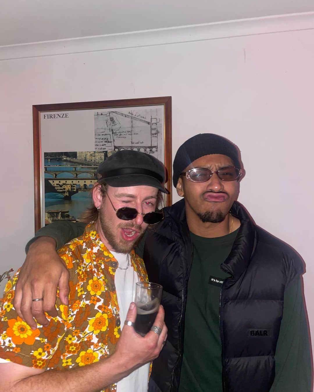 のインスタグラム：「. I went to a house party for the first time  愉快な空間でとても楽しかったです　ありがとう！」