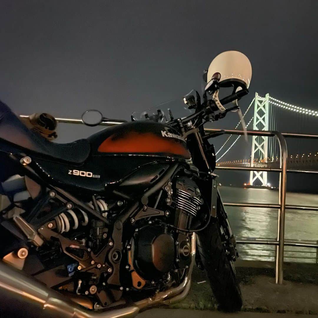 浅田斉吾のインスタグラム：「久しぶりのナイトラン  #z900rs #z900rsccfe #Kawasaki #バイク #バイク好きと繋がりたい」