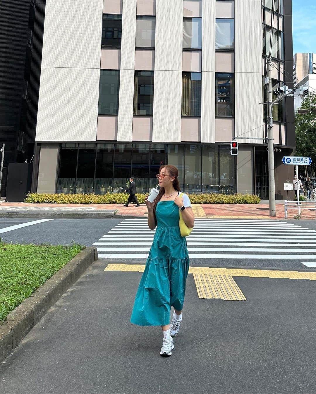 コ・ウリ さんのインスタグラム写真 - (コ・ウリ Instagram)「日本久しぶりに来ました。みんな元気ですか？ 💕💕💕🌈🌈🌈 . .  #여행 #일본 #일본여행 💕」6月14日 9時45分 - rainbowoori