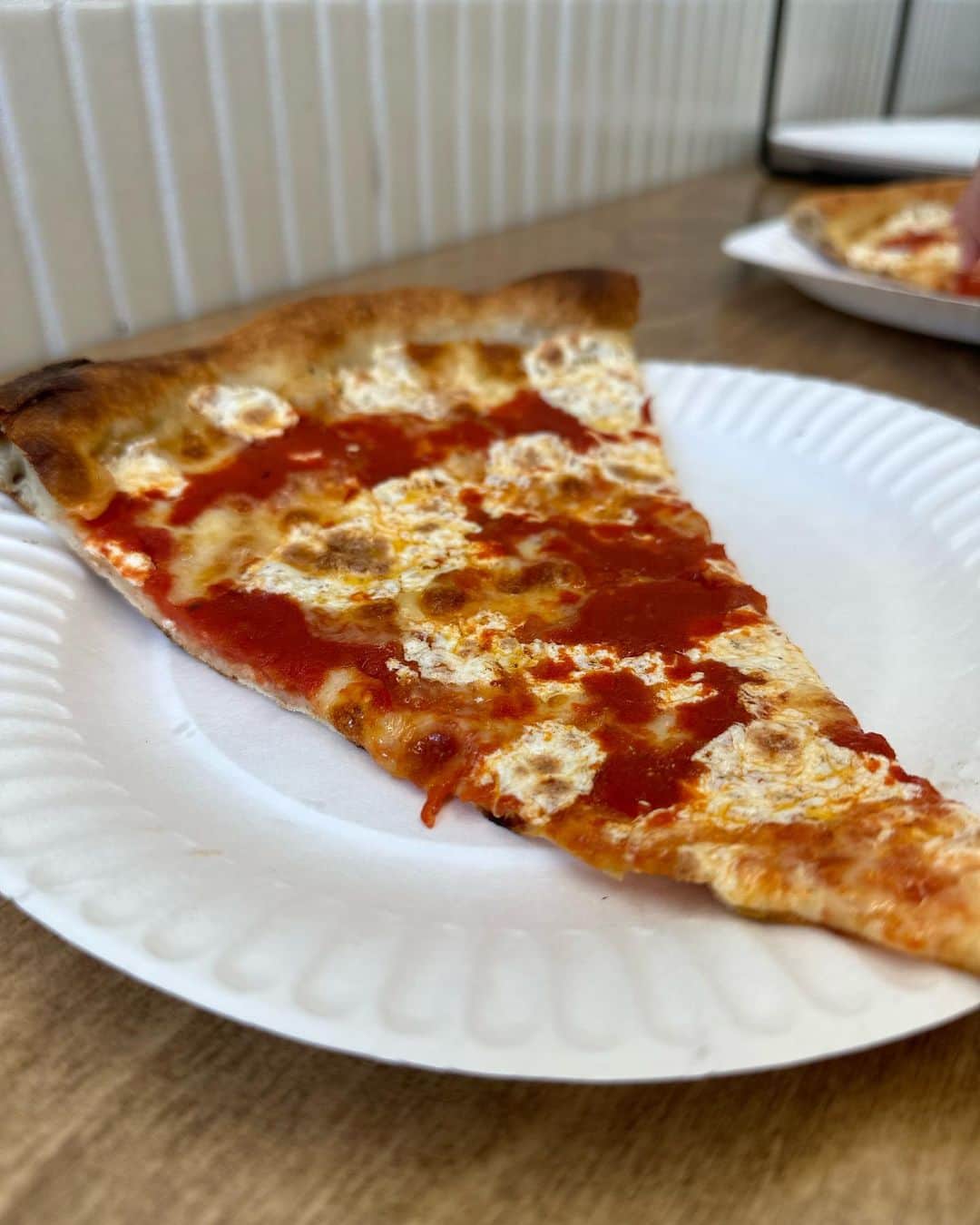 アダム・シャピロのインスタグラム：「@finipizza for life.」