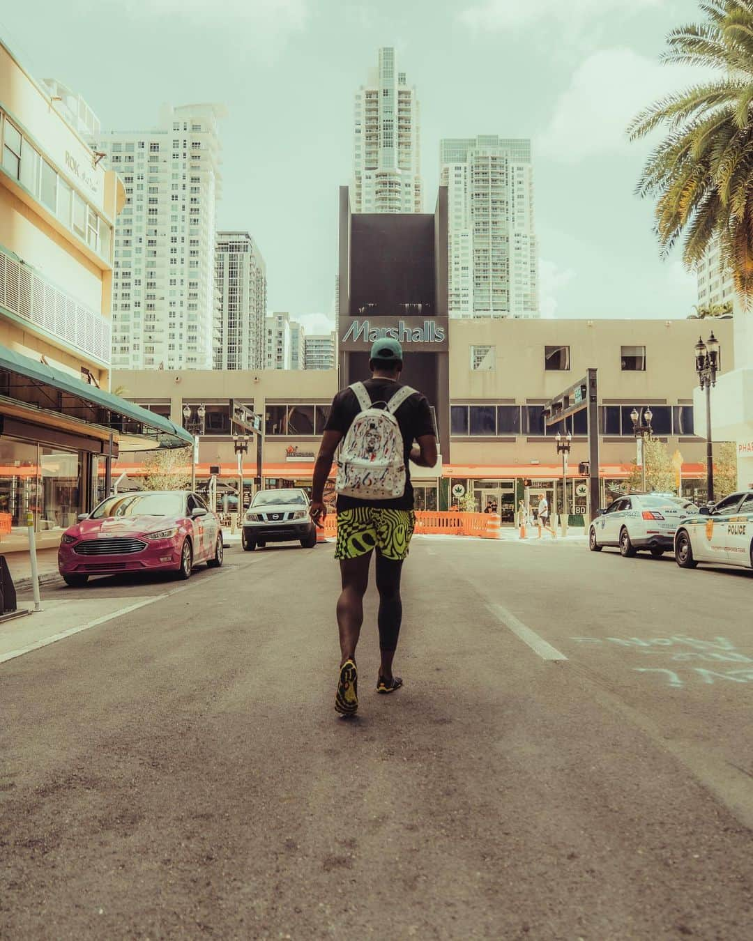 ポール・ポグバさんのインスタグラム写真 - (ポール・ポグバInstagram)「Early bird 🌝」6月14日 2時03分 - paulpogba