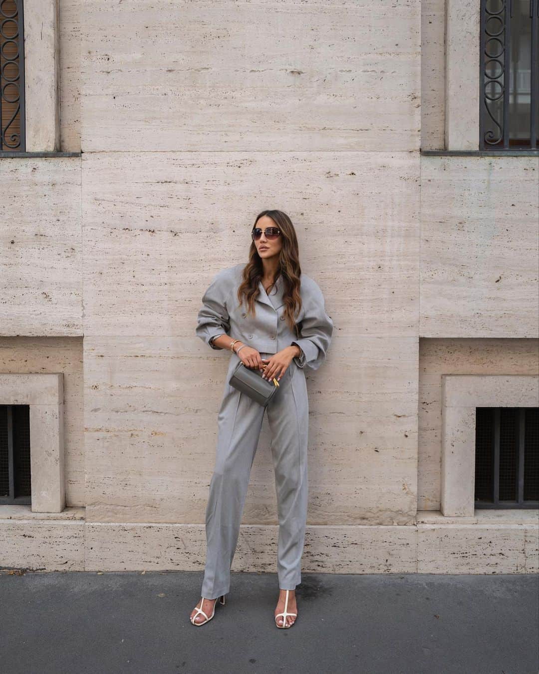 Tamara Kalinicのインスタグラム：「Currently favourite suit @leoseason_official #leoseasonofficial #leoseasonpl」
