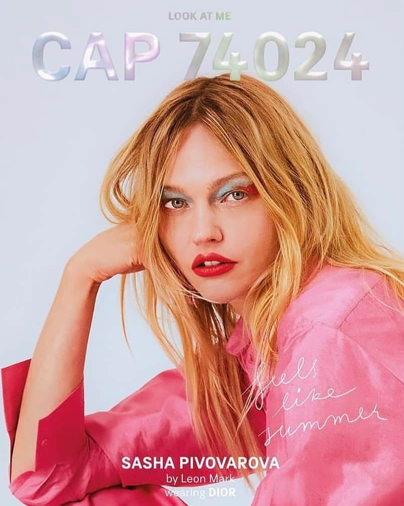 IMG Modelsさんのインスタグラム写真 - (IMG ModelsInstagram)「Look@Me. 👀 #SashaPivovarova (@sasha_pivovarova) covers @cap74024. 📷 @leonmark20 👗 @rubendemelomoreira ✂️ @tinadidit 💄 @yumilee_mua #IMGmodels」6月14日 1時57分 - imgmodels