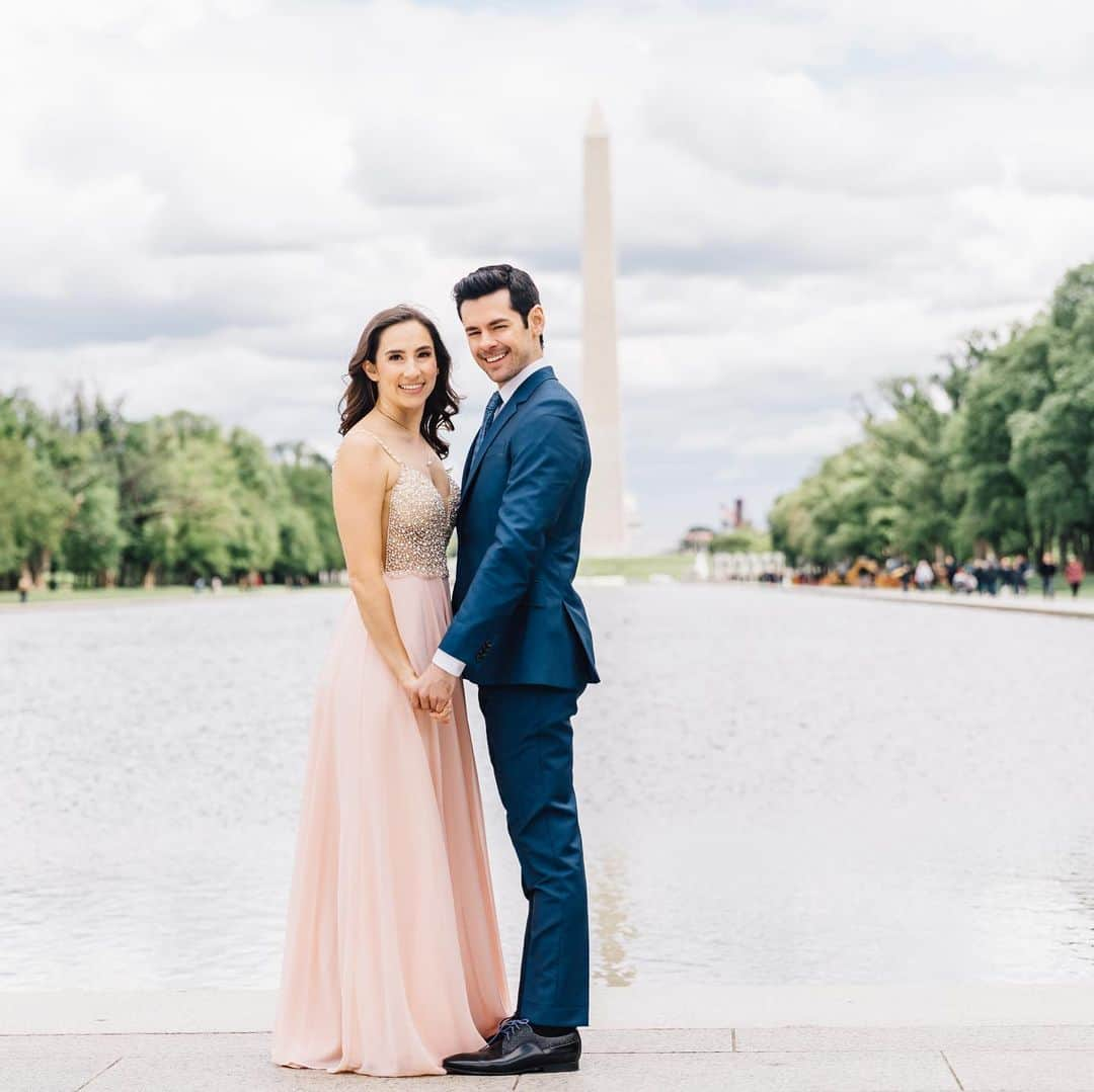 ブレンダン・ロビンソンさんのインスタグラム写真 - (ブレンダン・ロビンソンInstagram)「I can’t wait to marry you @hpugz!  Check out our official engagement photos at the #LincolnMemorial.  👗 by @dessygroup  🤵🏻‍♂️ by @paulsmithdesign  💇🏻‍♀️ & 💄 by @hairandmakeupbyclaudine  📸 by @carlelixirstudio   #EngagementPhotos #dessybridesmaids #dessygroup #notjustabridesmaid #wedding #dc」6月14日 3時30分 - brendanrobinson