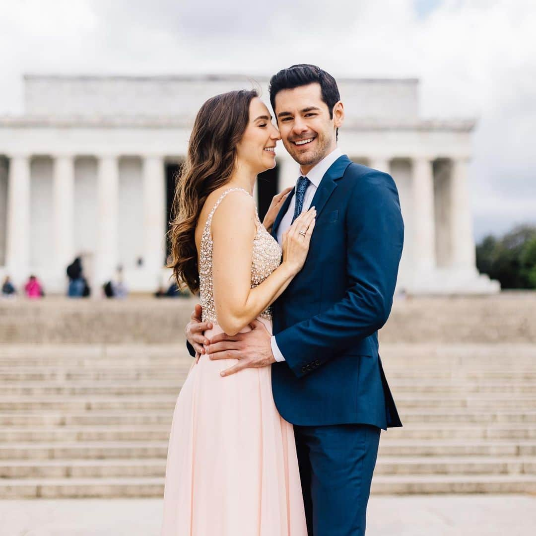 ブレンダン・ロビンソンさんのインスタグラム写真 - (ブレンダン・ロビンソンInstagram)「I can’t wait to marry you @hpugz!  Check out our official engagement photos at the #LincolnMemorial.  👗 by @dessygroup  🤵🏻‍♂️ by @paulsmithdesign  💇🏻‍♀️ & 💄 by @hairandmakeupbyclaudine  📸 by @carlelixirstudio   #EngagementPhotos #dessybridesmaids #dessygroup #notjustabridesmaid #wedding #dc」6月14日 3時30分 - brendanrobinson