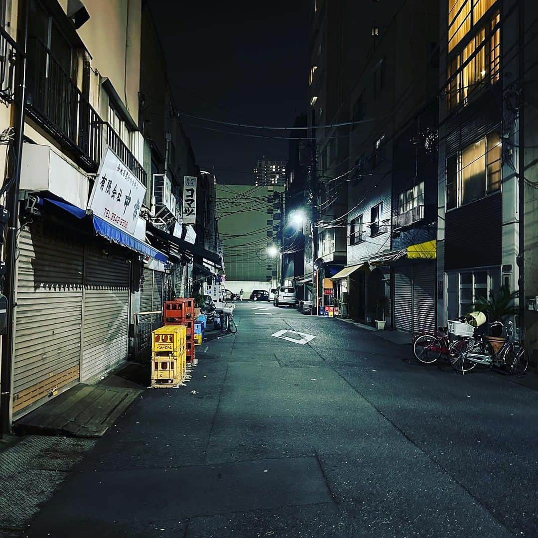 村田沙耶香さんのインスタグラム写真 - (村田沙耶香Instagram)「用事のあと小説を書いて、少し歩きました。」6月14日 3時27分 - sayaka_murata_