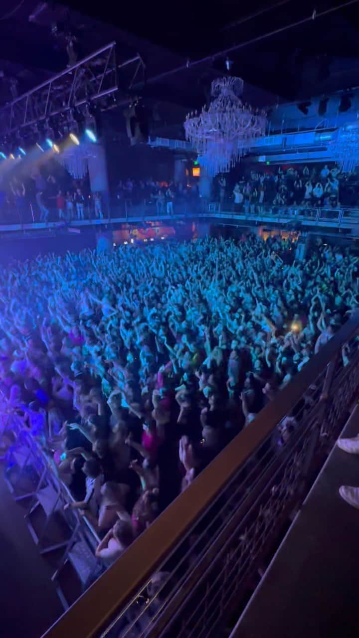 Bebe Rexhaのインスタグラム：「Minneapolis you were AMAZING!!!! Thank you!!!!」