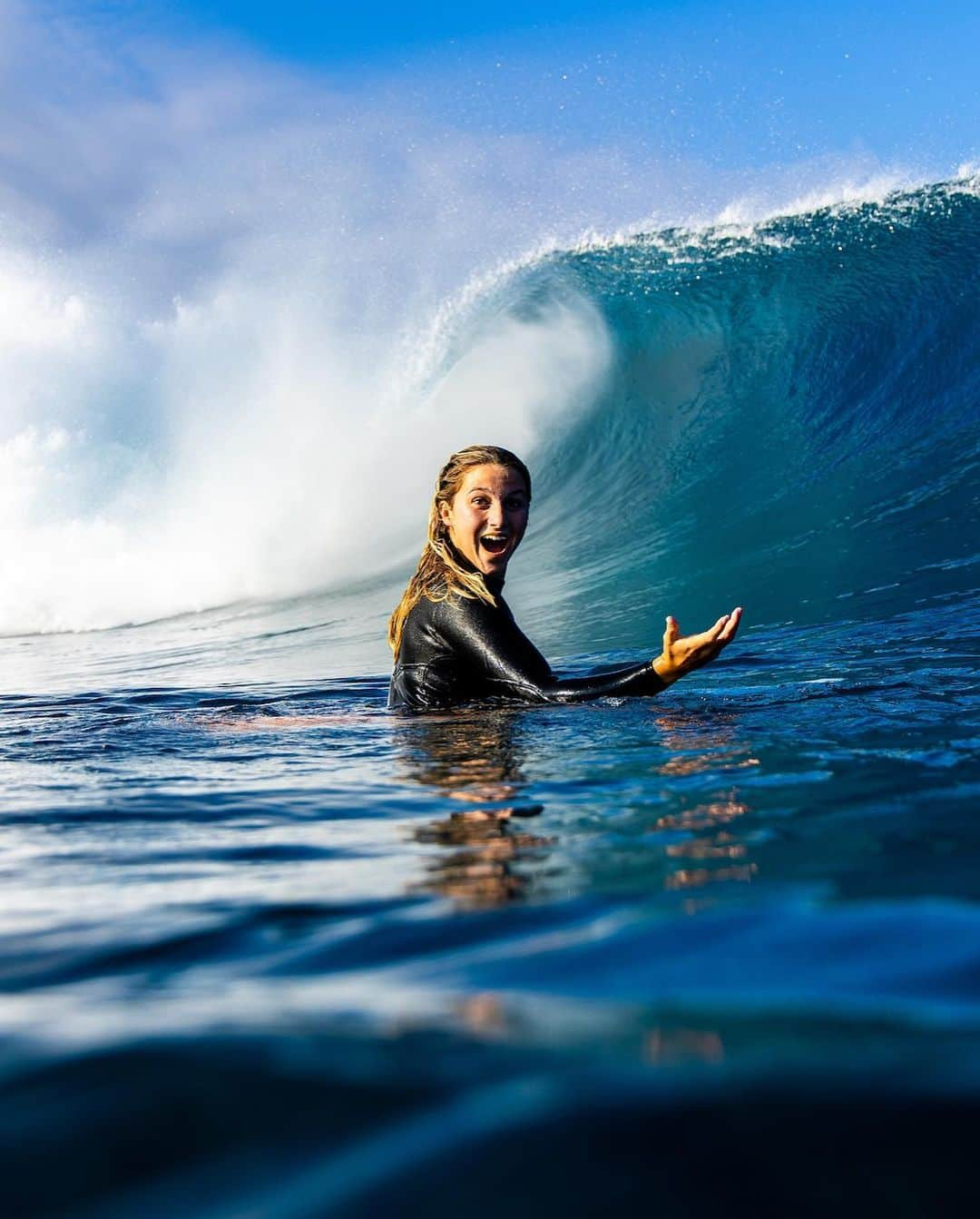 リップカールさんのインスタグラム写真 - (リップカールInstagram)「This summer we're proud to team up with our friends at @surfrider to launch our first-ever Coastal Defender Tour. ⁠ ⁠ Running in conjunction with International Surfing Day, the Rip Curl GromSearch & the Rip Curl WSL Finals, you're invited to join us in helping keep our beaches clean, while also enjoying some local tunes, kind grinds and good times. ⁠ ⁠ Join us this Saturday for our first stop at Huntington Beach Pier! If you're keen to join in on the action, hit the link in our bio.⁠ ⁠ Swipe across to see the full tour schedule.⁠ ⁠ --⁠ ⁠ #RipCurl #InternationalSurfingDay #CoastalDefenderTour #ISD #RipCurlWSLFinals #TheBeachBelongsToEveryone #Surfing #GromSearch #SurfRiderFoundation」6月14日 6時06分 - ripcurl