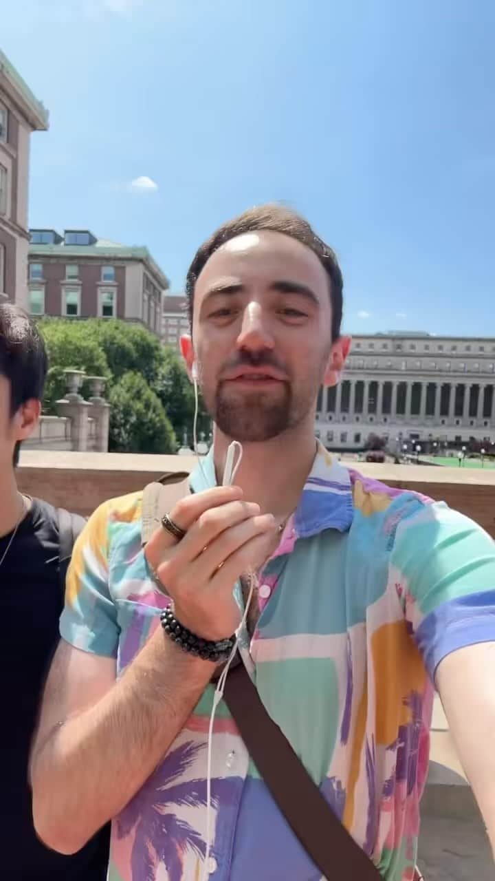 Jacob Simonのインスタグラム：「Coming to you from Columbia University today! For the first and only time, it’s June 13, 2023. Here’s today’s good news. #ftfaot #todaysgoodnews #june13 …  ℹ️ CREDITS: (get all sources every Friday at climativity.com)   🎶: Space Song (Beach House) cover by Davide Di Stefano @im_davidedistefano  📰 in order — 🐘: GNN, 🌲: Vtdigger, 📚: Qconline, 🤝: EcoWatch, 🇵🇷: Nexus Media News  Comment some good news from your life and let’s keep the positivity going!」