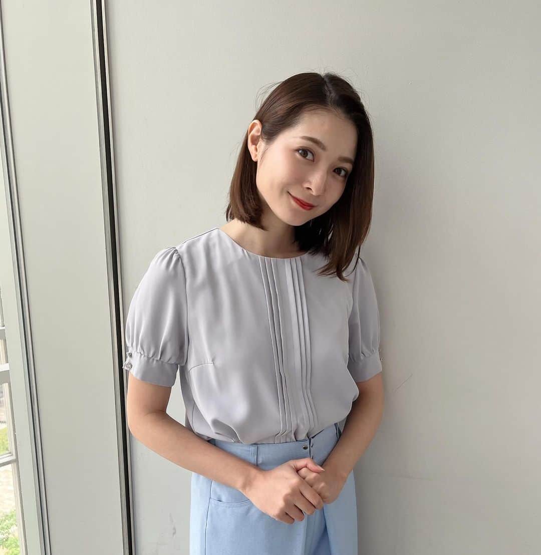 住田紗里のインスタグラム：「水色のコーディネートでした✨ 今朝は、小さい頃マネしていたキャラクターについて、ブログに書きました！  トップス tocco closet（@tocco_closet）  パンツ Anside（@anside_official）  #グッドモーニング#衣装#toccocloset#anside#水色#パンツコーデ#テレビ朝日#テレ朝#テレビ朝日アナウンサー#アナウンサー#住田紗里」