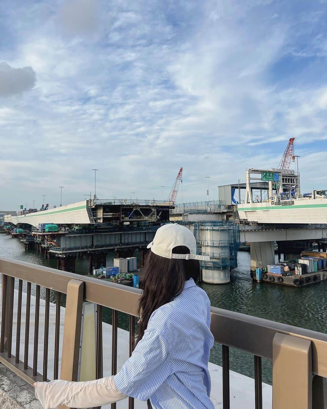 富田鈴花さんのインスタグラム写真 - (富田鈴花Instagram)「先日、首都高リニューアルプロジェクト 高速大師橋の工事が無事終了したみたいです🌉  半年間、テレビCMでお知らせをさせていただき とにかく高速道路が好きなわたしにとって本当に有難く光栄で、幸せな時間でした🕊  これからも安心・安全な未来のために…！  #首都高 #高速大師橋 #東京と神奈川を繋いでます #suzygram」6月14日 18時40分 - suzy.tomita