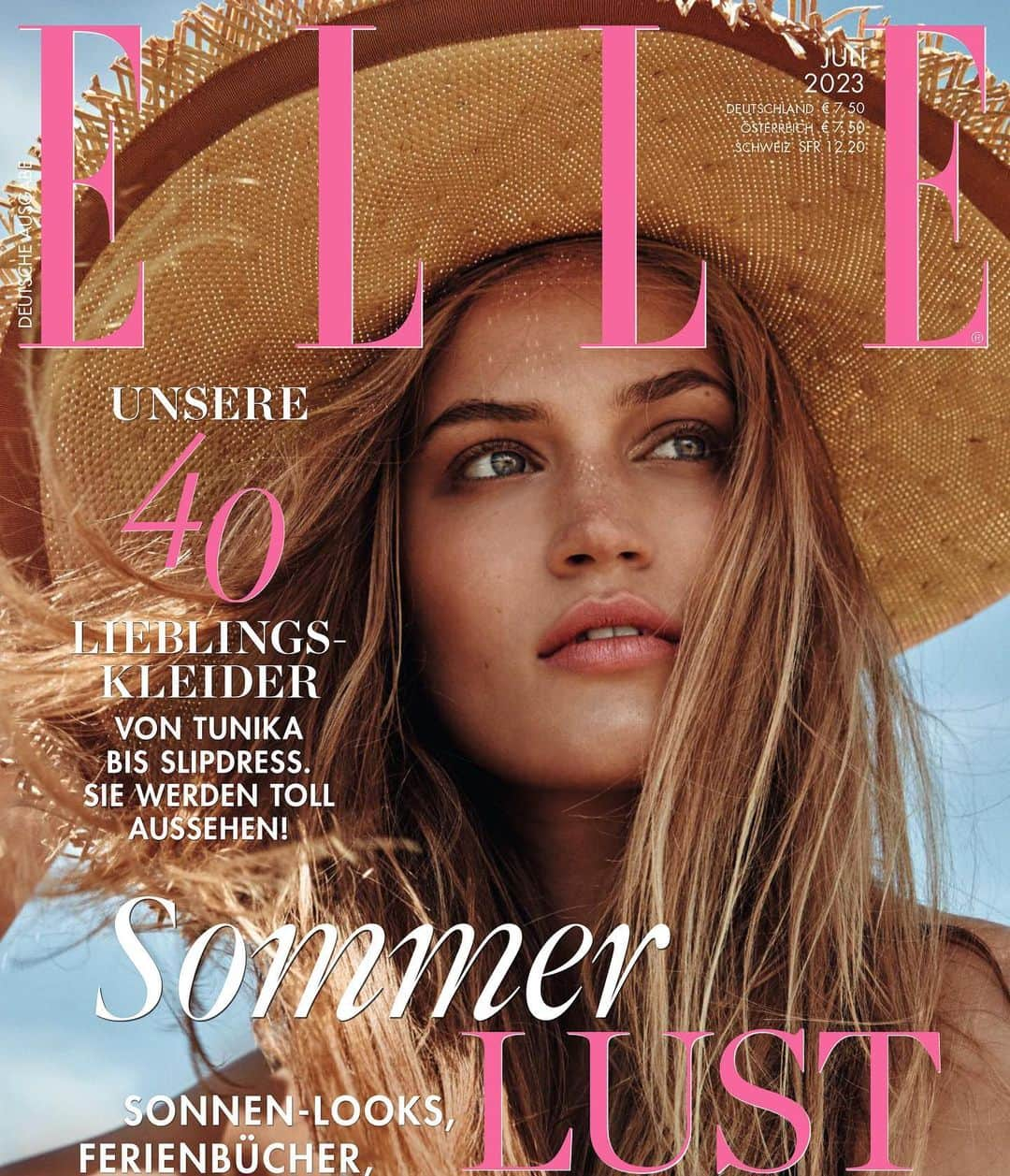 ELLE Germanyさんのインスタグラム写真 - (ELLE GermanyInstagram)「Die neue Elle ist da! In der Juli-Ausgabe steht unsere Lieblingssaison im Fokus – der Sommer. Passend dazu teilen wir die schönsten Looks, Open-Airs und Ferienbücher. Außerdem sorgt das große Elle-Sommerrätsel für eine unterhaltsame Zeit auf dem Liegestuhl. Jetzt am Kiosk und als ePaper! ✨  #ellegermany #neueausgabe #newissue #outnow」6月14日 18時52分 - ellegermany