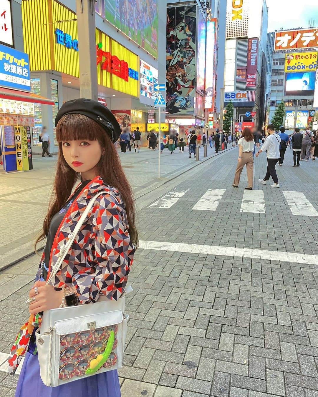 春奈るなのインスタグラム：「AKIHABARA✖️OSHI TO DATE  #痛バッグ  #痛バ  #itabag  #痛包  #oshitodate  #推しとデート」