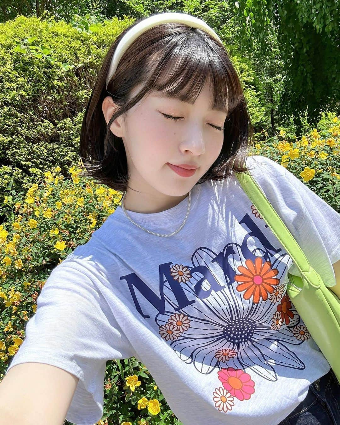 吉永アユリさんのインスタグラム写真 - (吉永アユリInstagram)「差し色にキミドリ💚  Bag: @musinsa_japan  Tshirt: @musinsa_japan   プロモコード:AYURI17JUN で17%オフ🫣  https://rb.gy/a0a1r https://rb.gy/tbx9x  プロフィールのURLからチェックできるよ🤍   #musinsa #korea #오오티디  #韓国ブランド #mardimercredi #standoil #pr」6月14日 19時10分 - ayuriyoshinaga