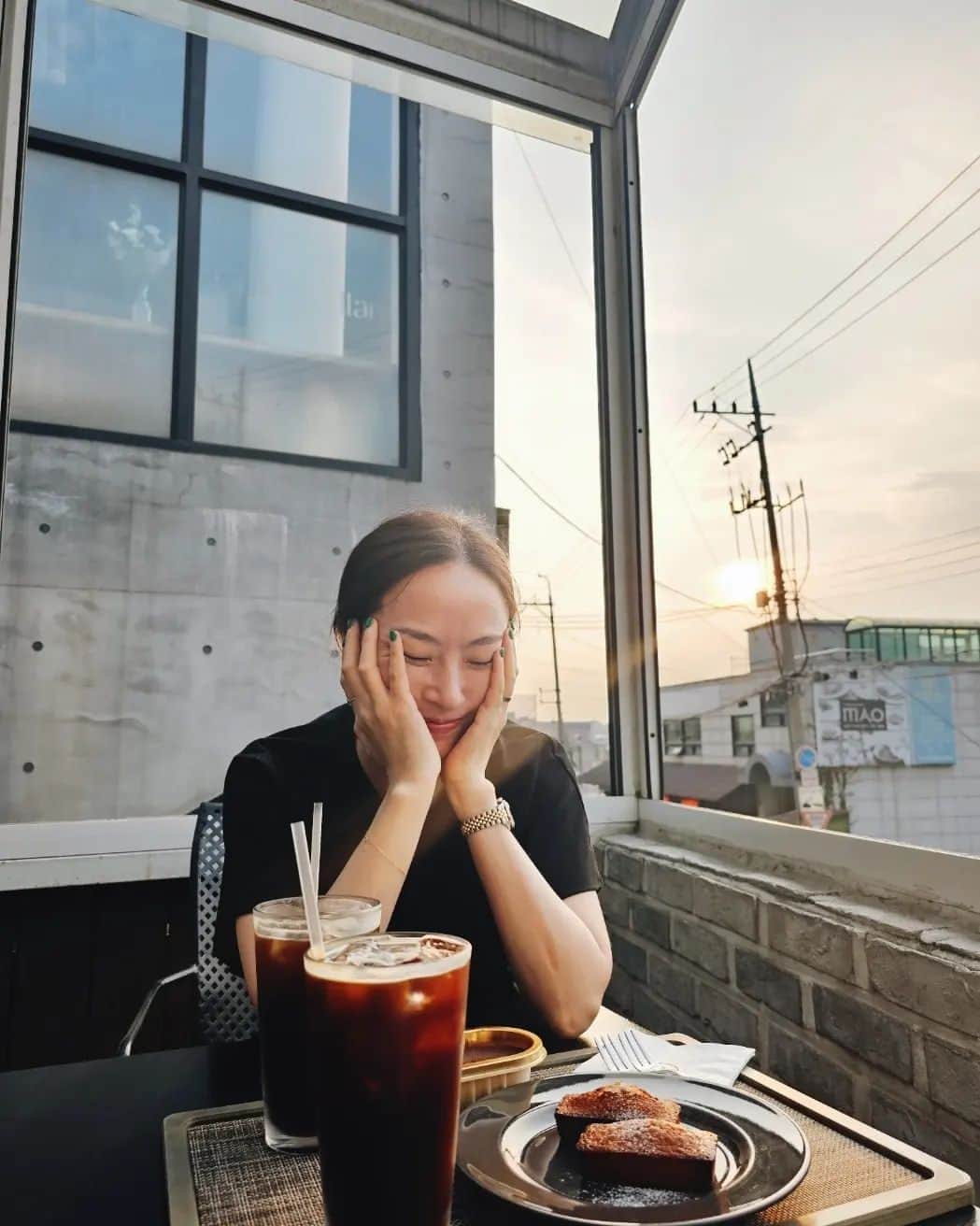 シム・ウンジンのインスタグラム：「photo by.@doob._.zzang」