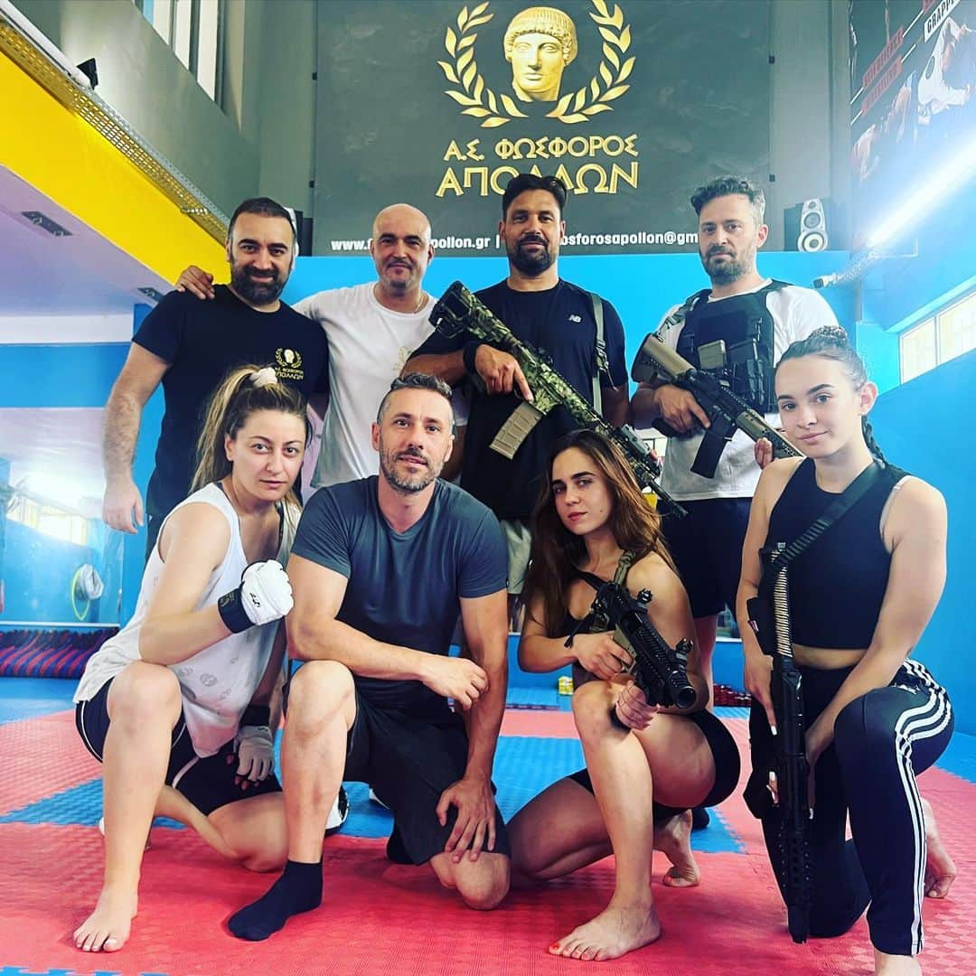 のインスタグラム：「Training is key! 🇬🇷💪🏽Thank you my friends at @fosforos_apollon especially my brothers @panagiotistsoulis & @danisnikolaidis」