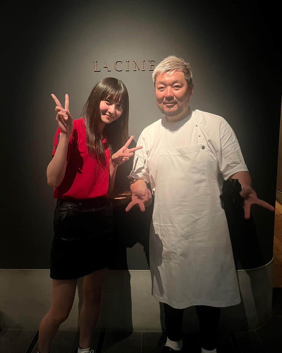 横山莉華のインスタグラム：「大阪にあるフレンチのお店🇫🇷  全てのお料理がとても繊細で美しくて、食べる芸術品です。 美味しかった𓌉◯𓇋 ‎ お料理全部載せきれなかった、、  シェフの高田さんと👨🏻‍🍳📷   #lacime  #ラシーム #大阪 #フレンチ」