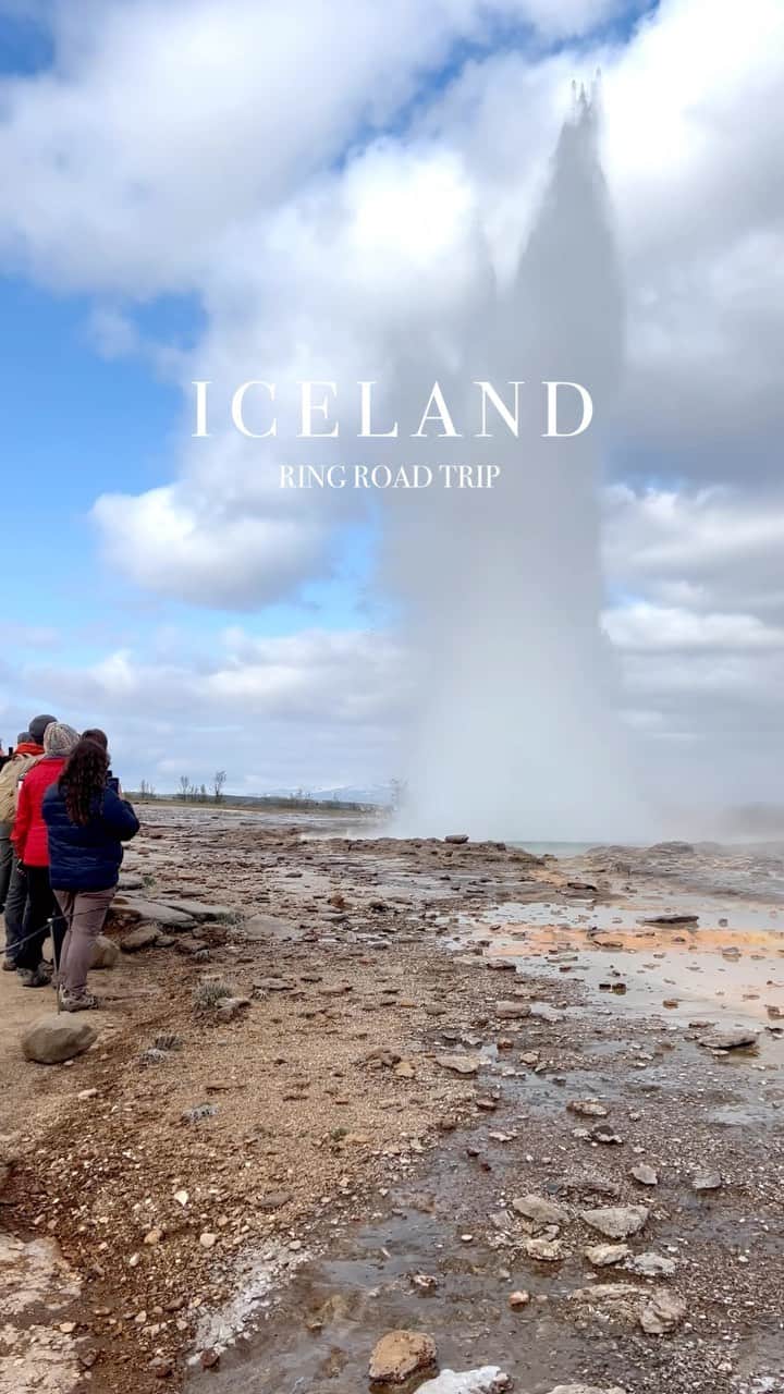 Y U R I Eのインスタグラム：「10日間の旅から無事に帰って来ました☺︎アイスランド１周、走行距離2000キロ🚐  360度どこを見ても壮大な大自然。 こんなにカメラのファインダーが小さかったか？と何度も思った。これっぽっちしか写せなかったけどシェア🫶♡  丸1日くらい移動してたから絶賛時差ぼけ中🫨🫨😪😪😵‍💫😵‍💫  #ICELAND #ringroad  #roadtrip  #アイスランド #ロードトリップ」