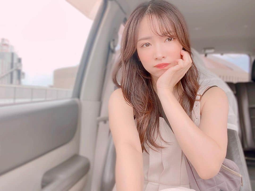 岸田麻佑さんのインスタグラム写真 - (岸田麻佑Instagram)「♡ 運転席派？ 助手席派？  私は助手席派♡ . #福岡 #fukuoka #fuk  #ドライブに連れてって 笑」6月14日 19時52分 - mayu_kishimayu