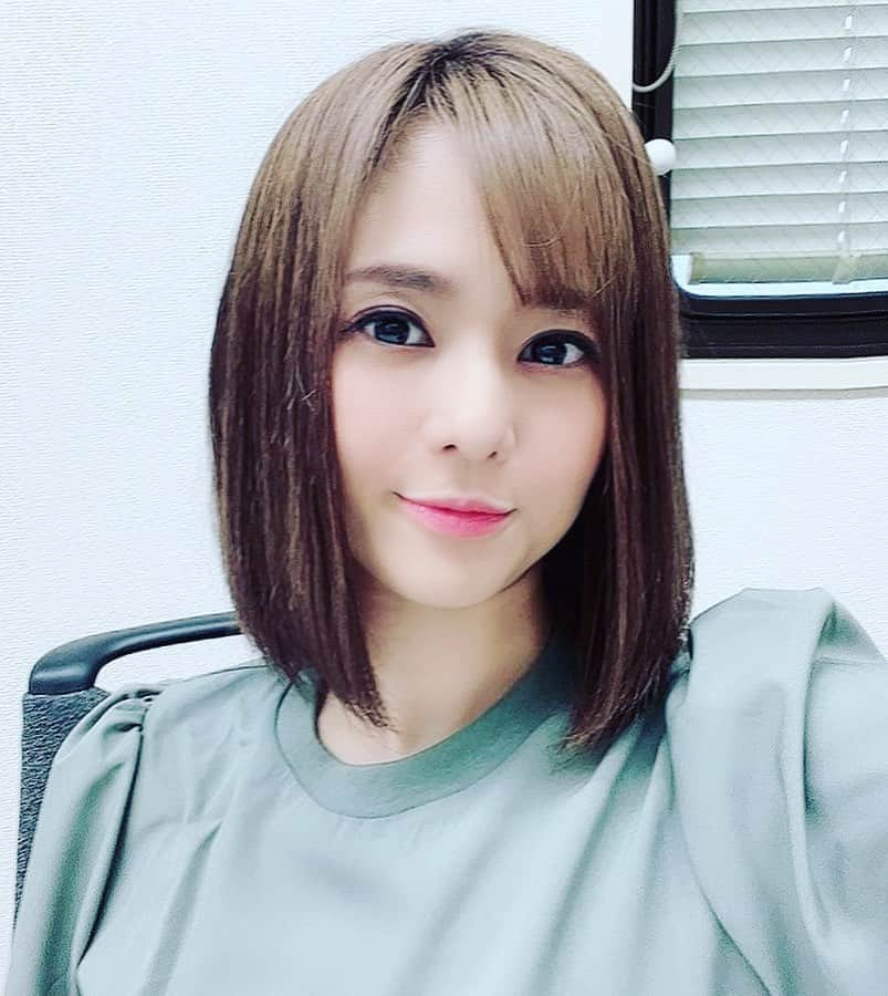 蒼井そらさんのインスタグラム写真 - (蒼井そらInstagram)「21th anniversary today.  21 years have passed since I debuted.  6月14日デビュー21周年。  もう21年が経ったのか。 そりゃ友達の子供が成人を迎えるわ。」6月14日 11時08分 - aoi_sola