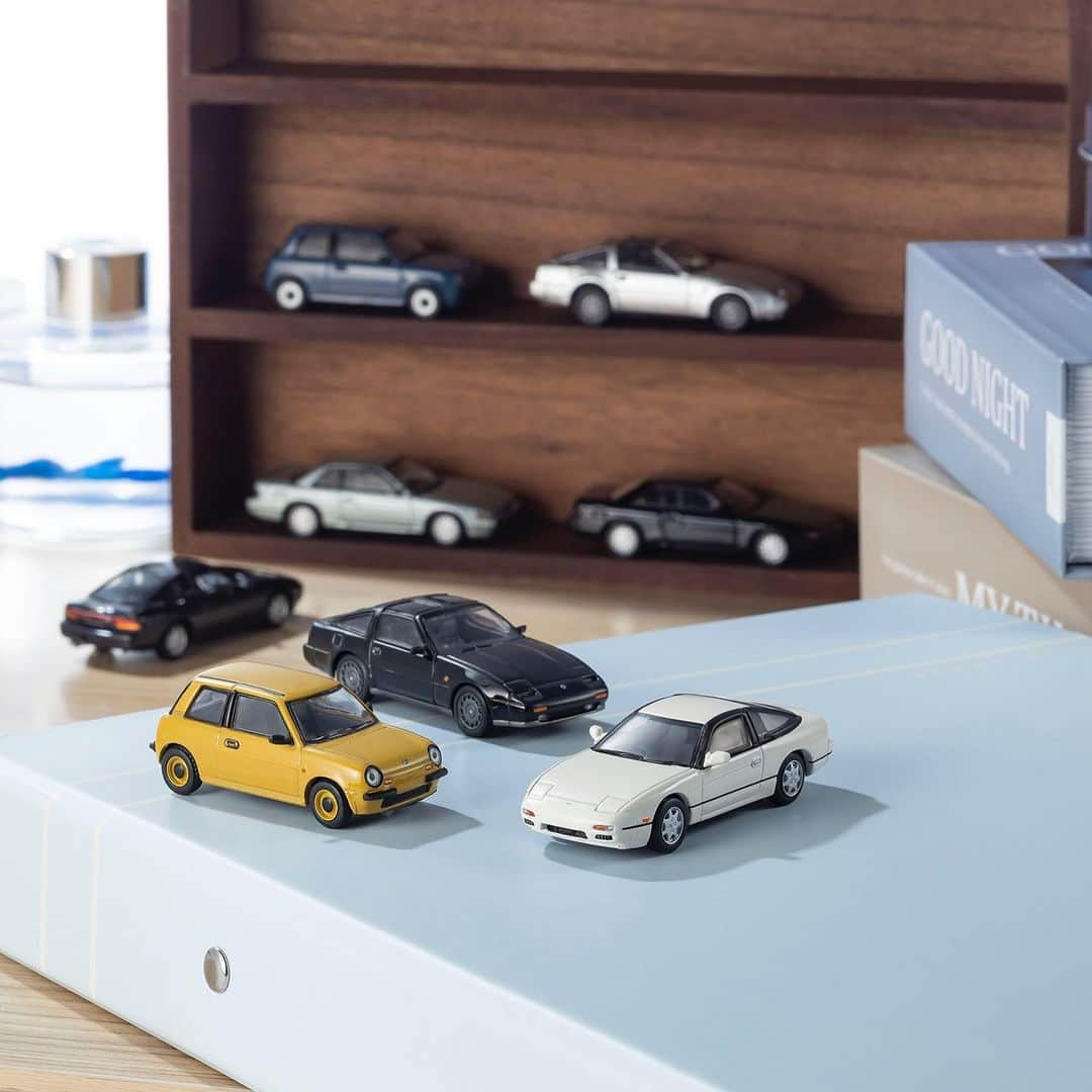 kyosho_official_minicar toysさんのインスタグラム写真 - (kyosho_official_minicar toysInstagram)「. KYOSHO 64 Collection Vol.02 「NISSAN」 2023年6月8日(木)より発売中！ ファミリーマート取扱店舗リストを更新しました。 Japan Market Only  No.10 NISSAN Fairlady Z Silver No.11 NISSAN Fairlady Z Black No.12 NISSAN Be-1 Yellow No.13 NISSAN Be-1 Blue No.14 NISSAN 180SX Gray No.15 NISSAN 180SX White No.16 NISSAN Silvia Black No.17 NISSAN Silvia Green No.18 NISSAN Fairlady Z Red (KYOSHO WEB限定販売) #京商 #ミニカー #ファミマ #コンビニ #日産 #フェアレディZ #be1 #180sx #シルビア #パイクカー #ミニカーコレクション #kyosho #kyosho64collection #nissan #fairladyz #silvia #jdm #164scale #diecastcar」6月14日 12時14分 - kyosho_official_minicar_toys