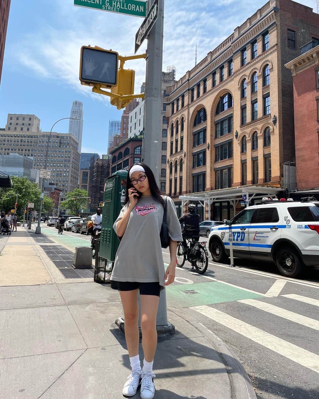 あゆみテレサのインスタグラム：「what’s a new york minute in LA time?」