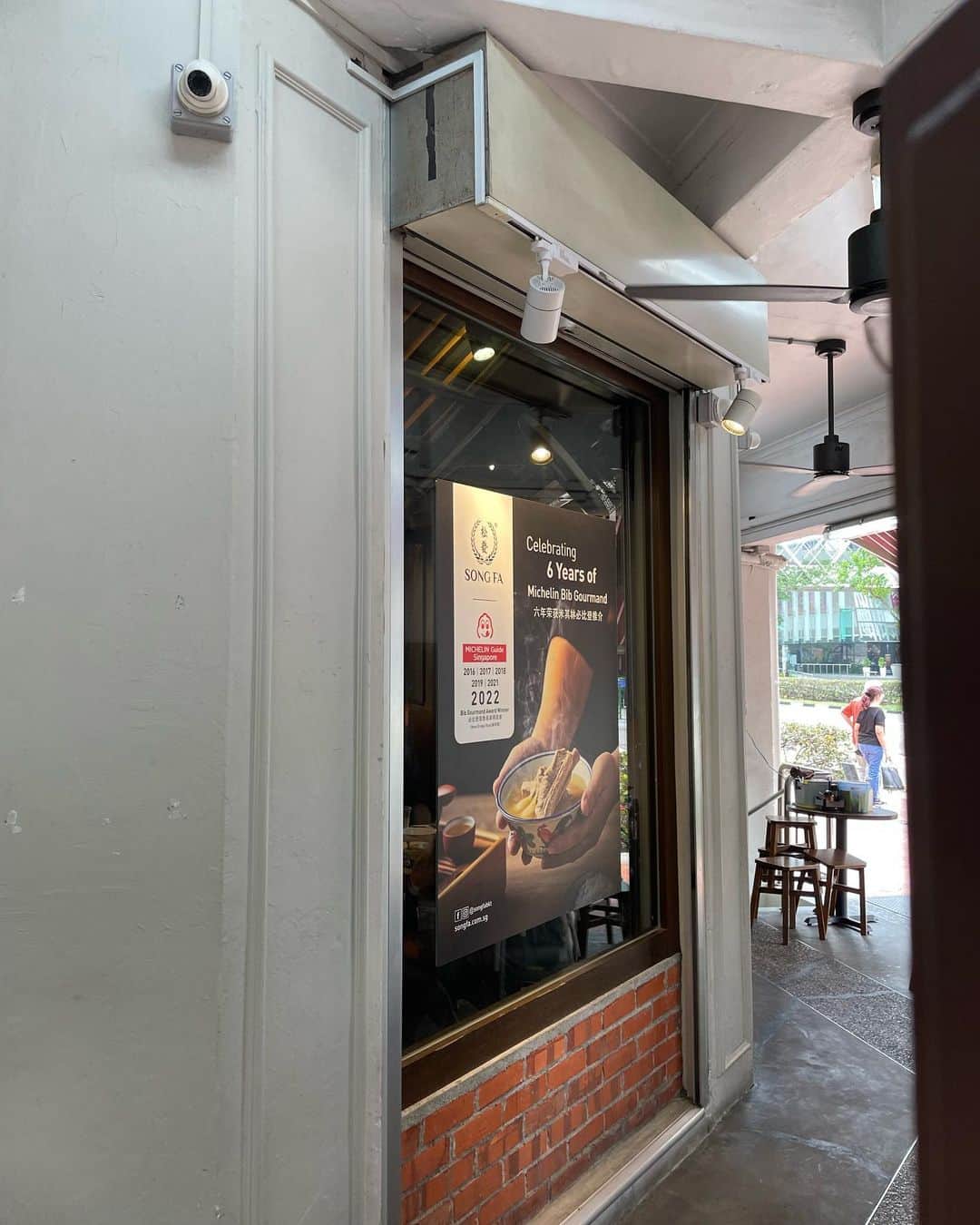 東野幸治さんのインスタグラム写真 - (東野幸治Instagram)「旅猿でシンガポールに行った時、現地の日本人に教えてもらったこの店美味しかった！」6月14日 14時20分 - higashinodesu