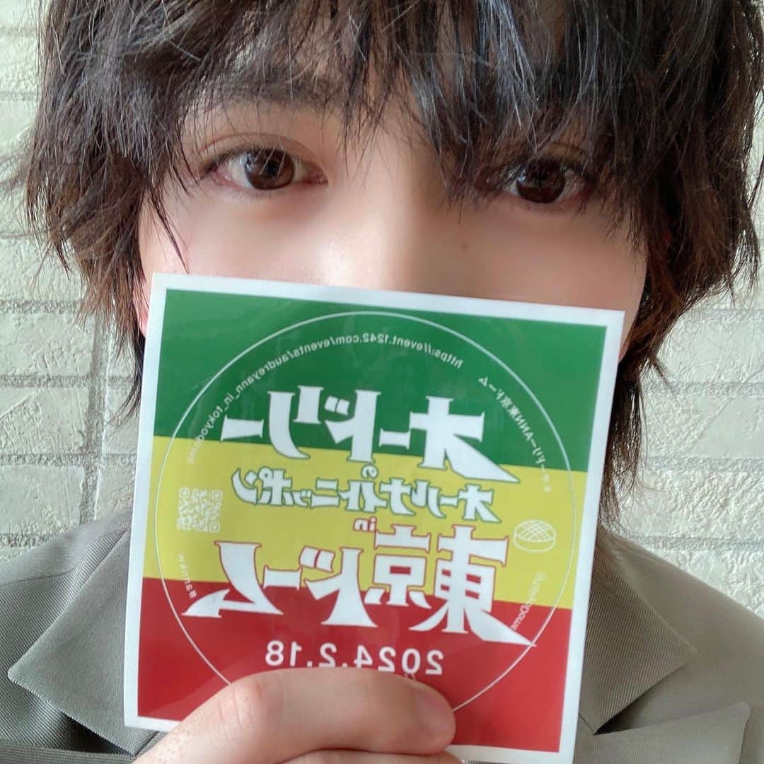 吉田仁人のインスタグラム：「今日ヒルナンデスありがとうございました！ ラジオ、アメフト、ゴルフ、キン肉マン、その全てをオードリーさんきっかけで始めた吉田。 遂にご本人様にリトルトゥースである事をお伝えできました！！ ⁡ それだけで当分元気に生きれそうです。 ⁡ #ヒルナンデス  #吉田仁人 #MILK #佐野勇斗 #塩﨑太智 #曽野舜太 #山中柔太朗 #MILKジュエル #ハハハッピー #MILKtopaz」