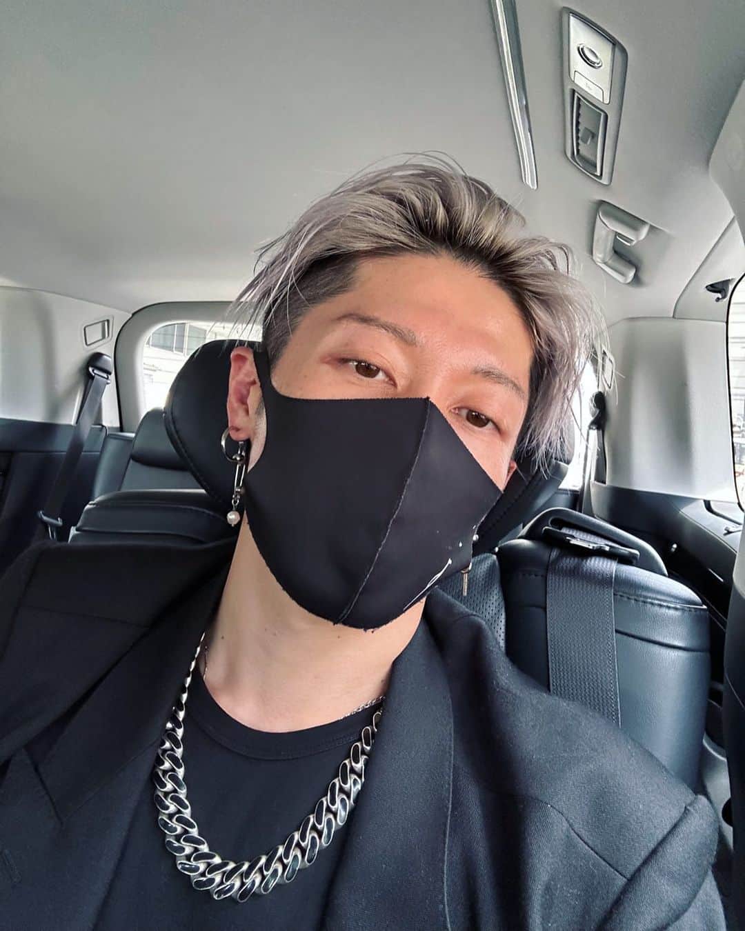 雅-MIYAVI-のインスタグラム：「To 🇰🇷」