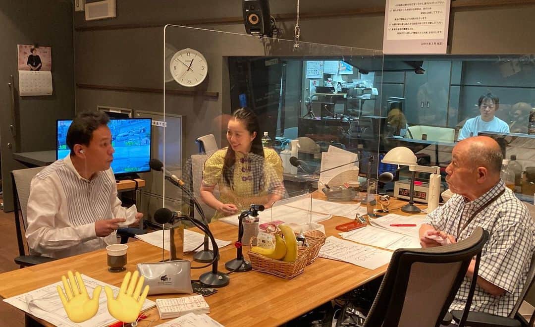 桂紗綾さんのインスタグラム写真 - (桂紗綾Instagram)「今日は急遽代打出演でした！ ずっと笑って楽しい放送😆  #桑原征平粋も甘いも  #桑原征平  #スイアマ  #ウラのウラまで浦川です  #浦川泰幸  #ウラウラ  #abcラジオ」6月14日 15時53分 - saaya_katsura_abc
