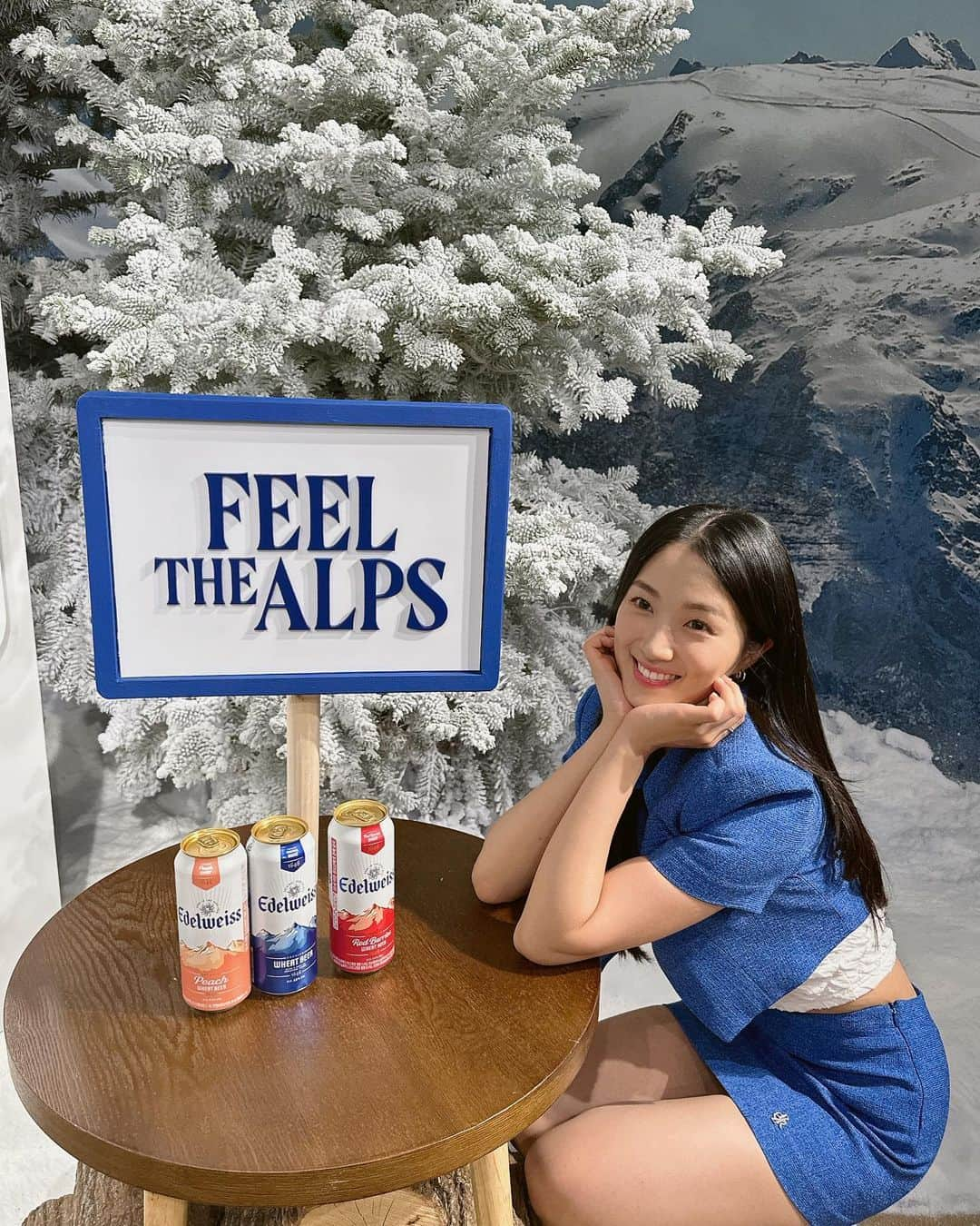 キム・ヘユンさんのインスタグラム写真 - (キム・ヘユンInstagram)「#AD @edelweiss_kr  에델바이스 FEEL THE ALPS 팝업스토어 💙 그 어디에서도 경험하지 못했던 특별하고 감각적인 여정을 함께하세요!   기간 : 2023년 6월 2일(금) – 7월 9일(일)  장소 : 서울 강남구 압구정로50길 13   ※경고: 지나친 음주는 뇌졸중, 기억력 손상이나 치매를 유발합니다. 임신 중 음주는 기형아 출생 위험을 높입니다.   #에델바이스 #FEELTHEALPS #에델바이스팝업 #나만을위한한잔 #FEELTHEALPSINAPGUJUNG #edelweiss」6月14日 16時56分 - hye_yoon1110