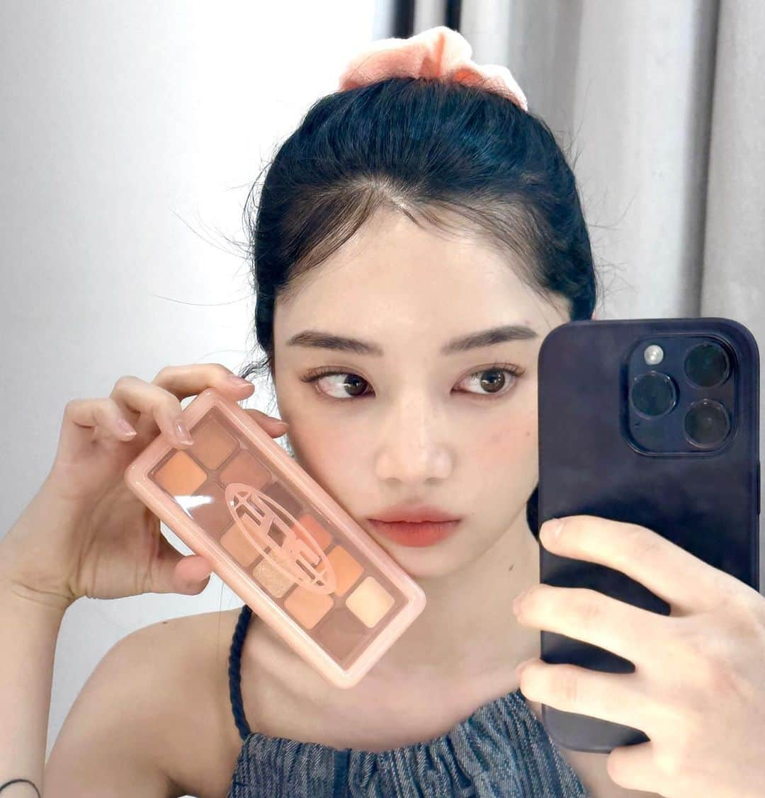 Official STYLENANDAさんのインスタグラム写真 - (Official STYLENANDAInstagram)「🍒3CE NEWTAKE PURE PAIRING 🍊  자몽과 살구의 상큼한 페어링   👁# CHEERY 💄# FLUFFY LOVE  😊 # ENJOYABLE  립스틱, 아이팔레트, 블러셔로 NEWTAKE의 새로운 룩을 경험해보세요!  #3CENEWTAKEPUREPAIRING #3CE뉴테이크퓨어페어링 #3CENEWTAKEEYESHADOWPALETTE #3CENEWTAKEFACEBLUSHER #3CESOFTMATTELIPSTICK #3ce #3cestylenanda」6月14日 17時27分 - houseof3ce