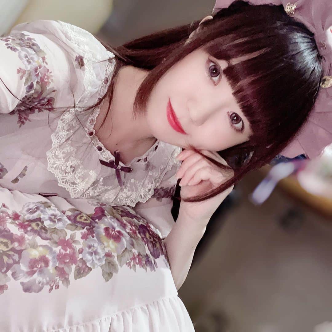 のインスタグラム：「  @innocentworldofficial さんのお洋服凄く可愛い😍✨ 可愛すぎる…🎀︎💕︎  #InnocentWorld #イノワ #イノセントワールド #クラシカルロリータ #classiclolita #ロリータ #ロリィタ #ロリータファッション #lolita #lolitafashion #kawaii #idol #アイドル #永井杏樹」