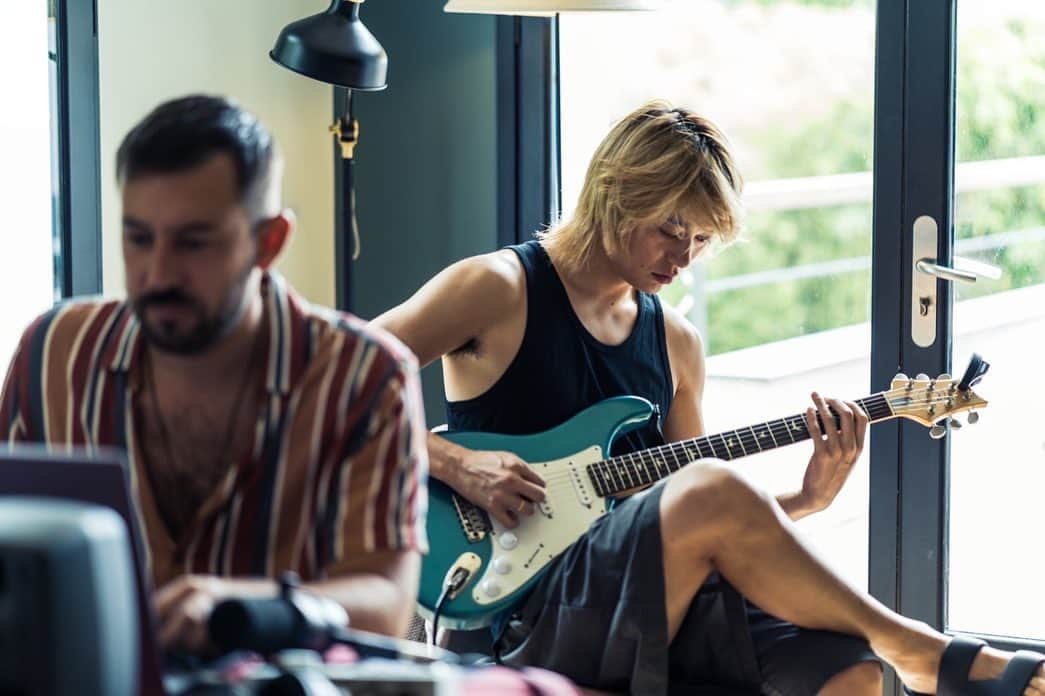 Toru さんのインスタグラム写真 - (Toru Instagram)「Music camp🎸⚡️🇫🇷 Day3  #biarritz  #oneokrock」6月14日 18時22分 - toru_10969