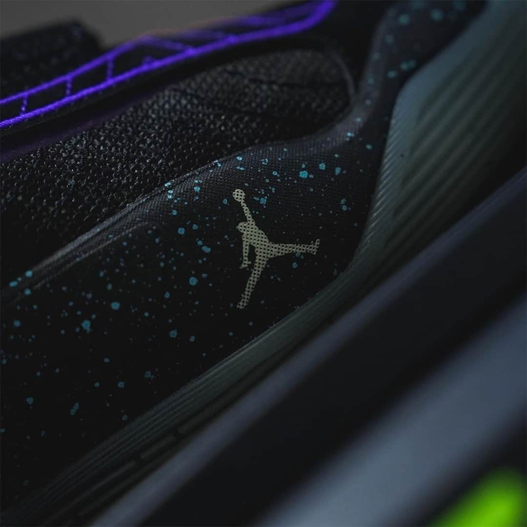 Sneaker Newsさんのインスタグラム写真 - (Sneaker NewsInstagram)「Are you ready for @lukadoncic's second signature shoe? The Jordan Luka 2 is currently expected to release on July 11th in the "Space Hunter" colorway; hit the link in our bio for a detailed look.」6月15日 4時02分 - sneakernews
