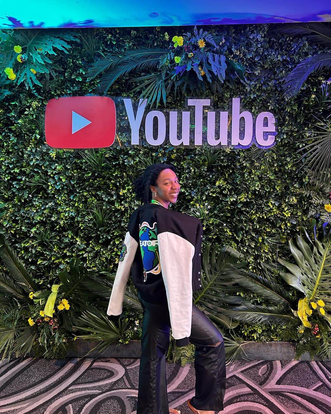 YouTubeさんのインスタグラム写真 - (YouTubeInstagram)「pure vibes over here at the #YouTubeBlack Creator Celebration 🔥」6月15日 5時00分 - youtube